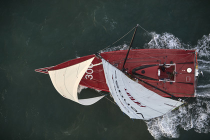 Départ de Jeff Pellet (FRA) sur son bateau COME IN VENDEE POUR UN TOUR DU MONDE;