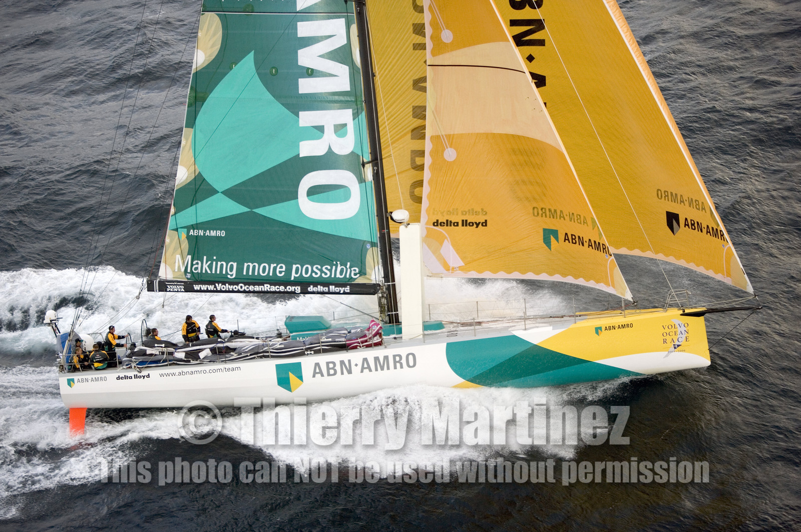 VOLVO OCEAN RACE START - VIGO-SPAIN- 12NOV 2005