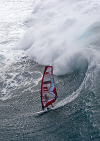 Ho'okipa beach HAWAII - USA . Jan 2007.