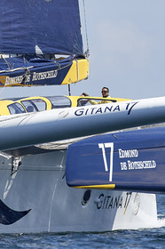 THM-19_15619_ARMEN RACE