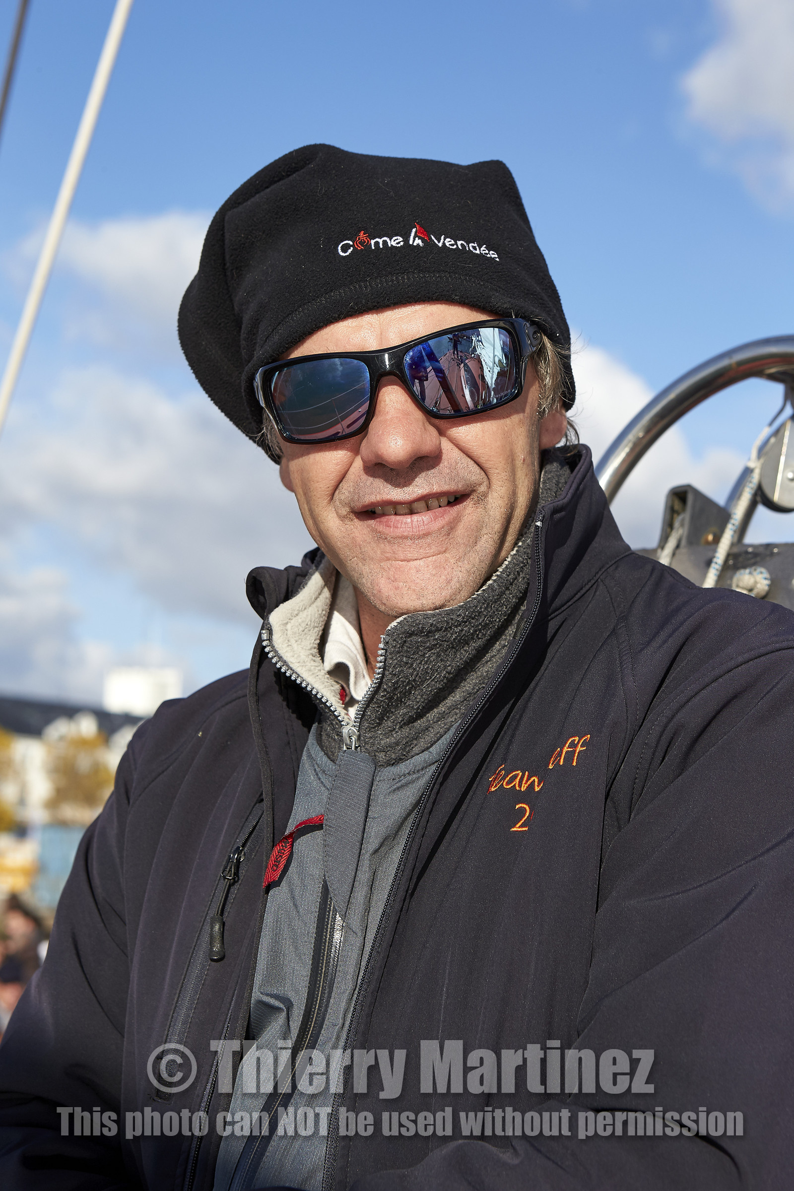 Départ de Jeff Pellet (FRA) sur son bateau COME IN VENDEE POUR UN TOUR DU MONDE;