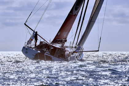 THM-15_63422_AZIMUT2016