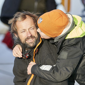 Single-handed sailing round the world record .