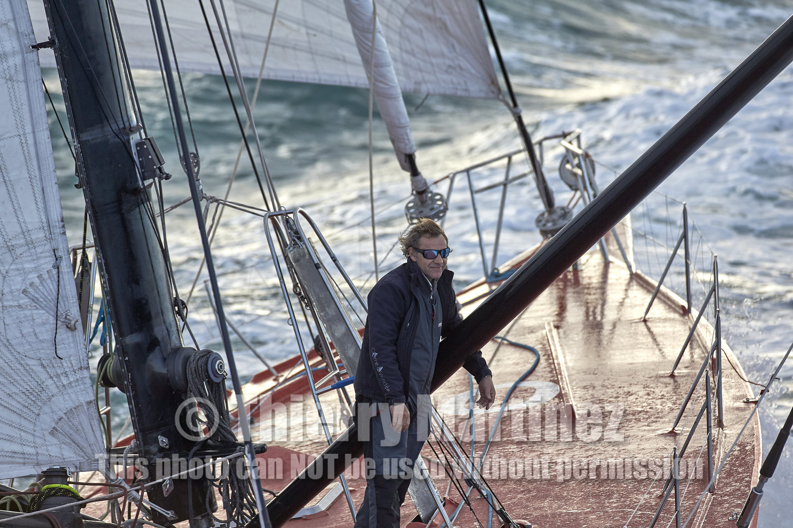Départ de Jeff Pellet (FRA) sur son bateau COME IN VENDEE POUR UN TOUR DU MONDE;