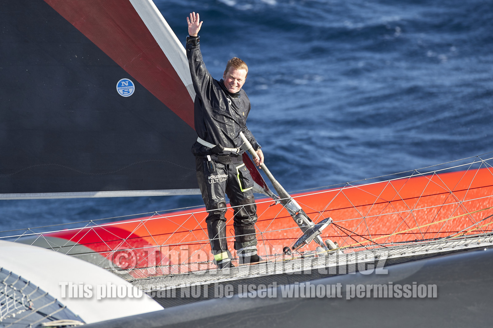 « ULTIM ACTUAL LEADER , Skipper Yves Le Blevec.
