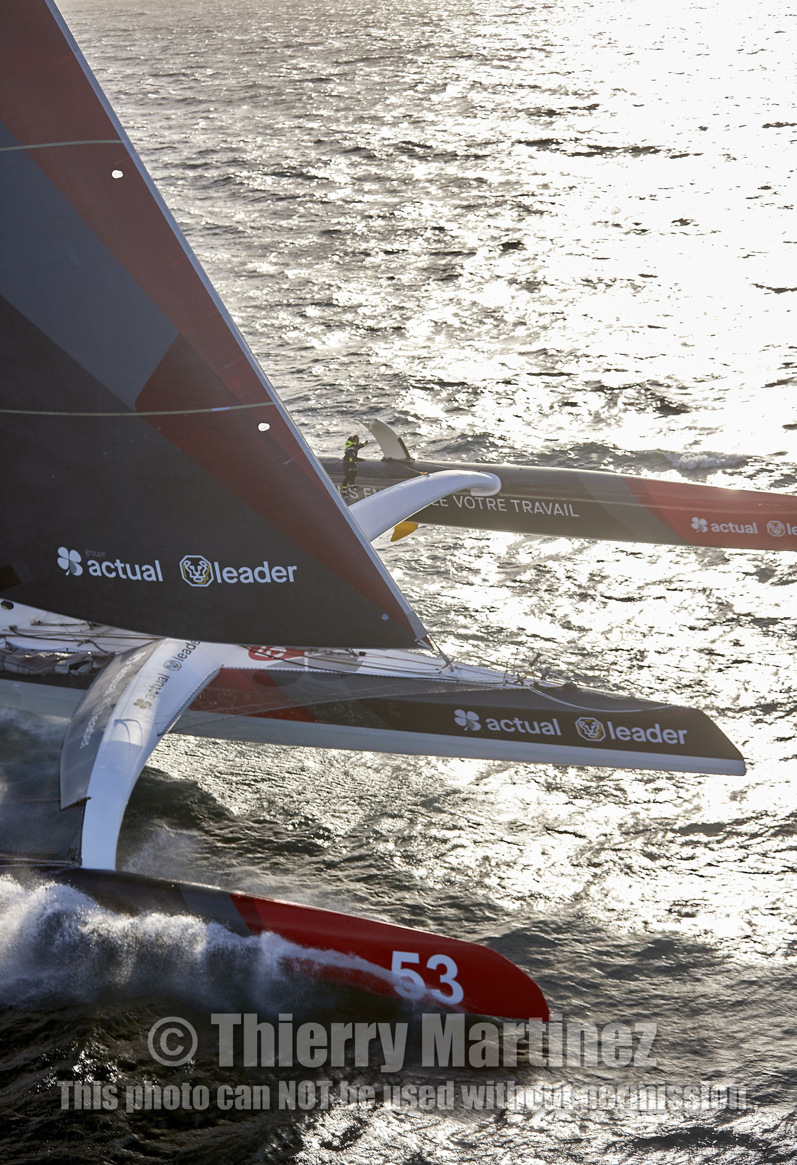 « ULTIM ACTUAL LEADER , Skipper Yves Le Blevec.