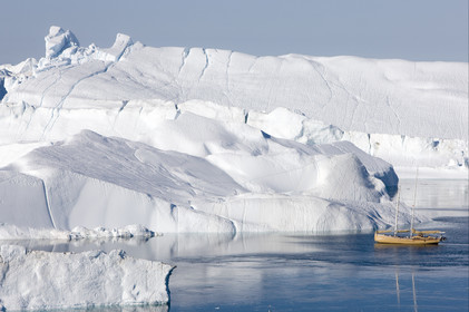 Schooner LA LOUISE sailing on west coast of Greenland.
