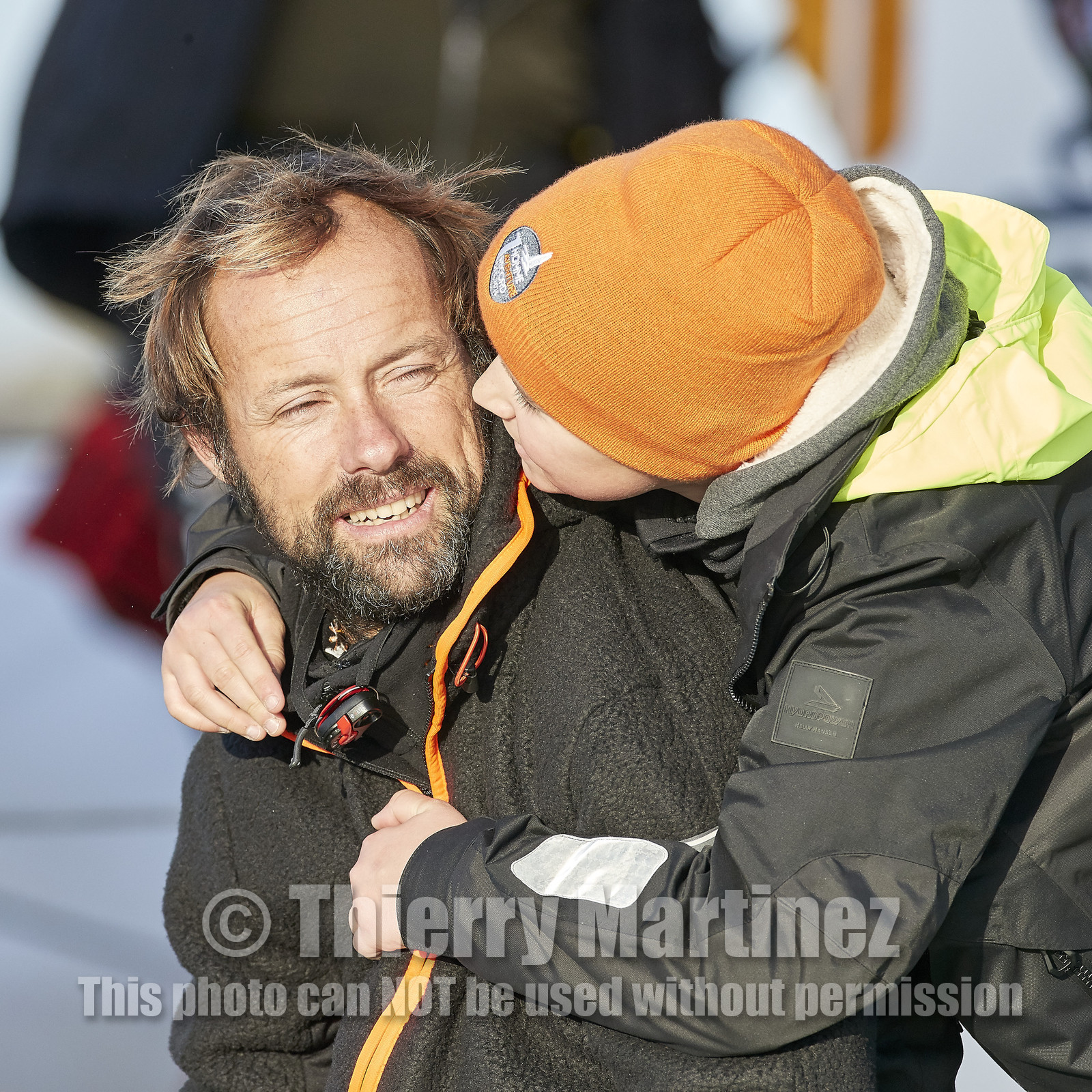 Single-handed sailing round the world record .