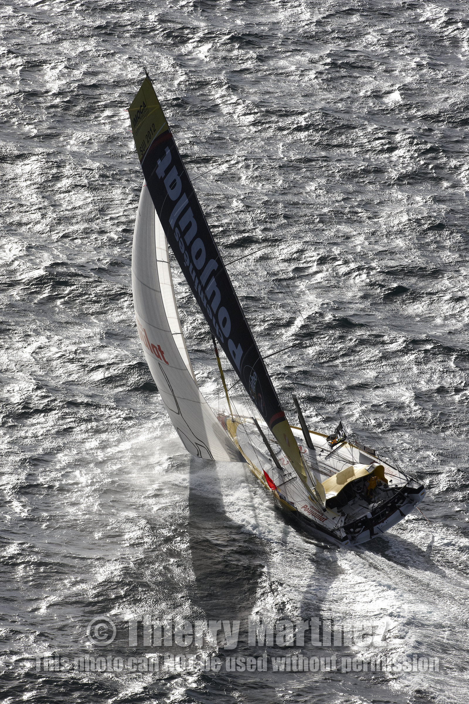12_20264 CHEMINEES POUJOULAT ( IMOCA 60') , Skipper Bernard Stamm (SUI)