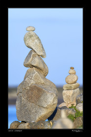 Photo disponible en tirage photo Fine Art,tirage original limités à 30 exemplaires.Chaque tirage est numéroté avec certificat d’authenticité signé.Pour choisir le format et support merci d'utiliser le caddie à coté de la photo.Formats disponibles : Tirage sur papier ( tirage seul) :  30x45 cm   40x60 cm  60x90 cm. Vous pouvez choisir le tirage avec un fond blanc ou noir , à votre convenance. Tirage sur papier contrecollé sur Dibond ( pas de bord blanc ou noir autour de l'image), avec système d'attache au dos:  30x45 cm   40x60 cm  50x75 cm  80x120cm.Tirage sur toile ( Canvas) monté sur chassis bois (pas de bord blanc ou noir autour de l'image), avec système d'attache au dos :  50x75 cm  80x120cm.Expédition ( Dans le monde entier): Colissimo (assurance) avec signature à réception. 48h pour la France métropolitaine.Il est possible de récupérer les tirages à La Galerie du Golfe (sans frais d'expèdition).Conditionnement tirages seuls: tube cylindrique renforcé + boite.