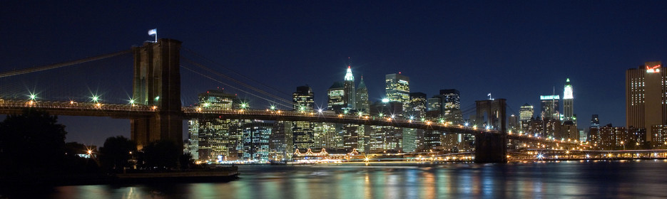 NEW YORK BY NIGHT
