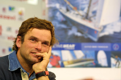 ©ThMartinez. Vendee Globe Finish.20th Feb 2001 Les Sables d'Olonne (FRA).Marc Thiercelin (FRA) ACTIVEWEAR finishing 4th in 103 days 20h 37mn 49s.