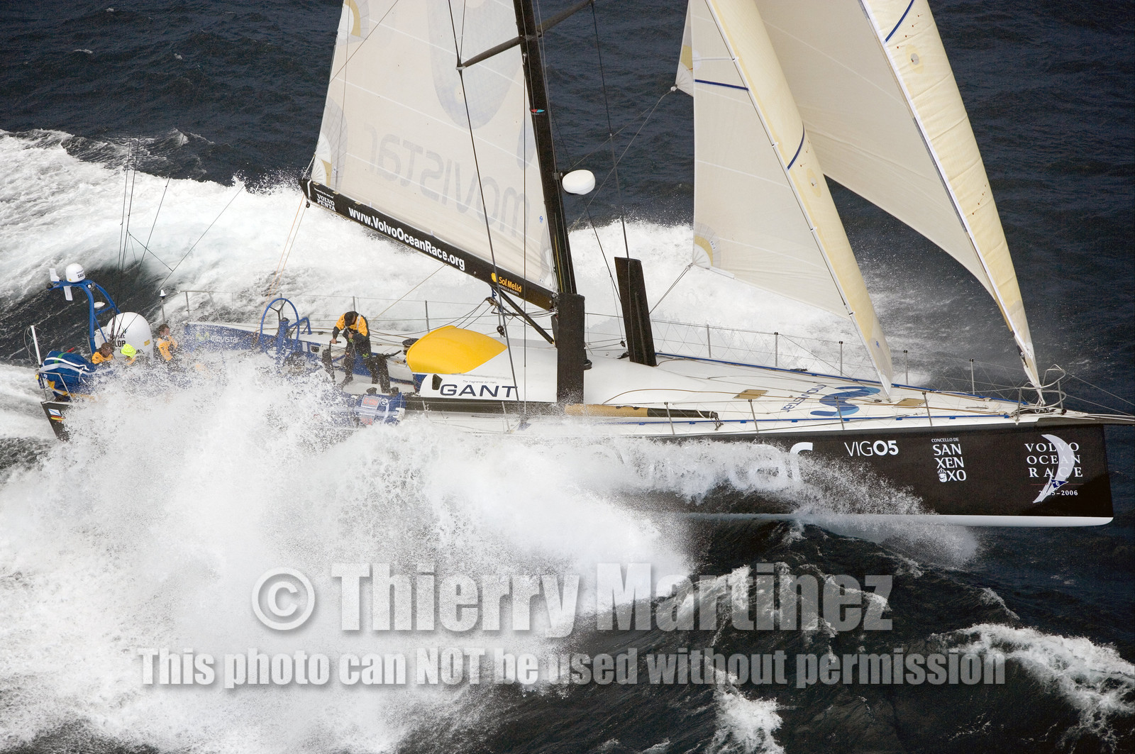 VOLVO OCEAN RACE START - VIGO-SPAIN- 12NOV 2005