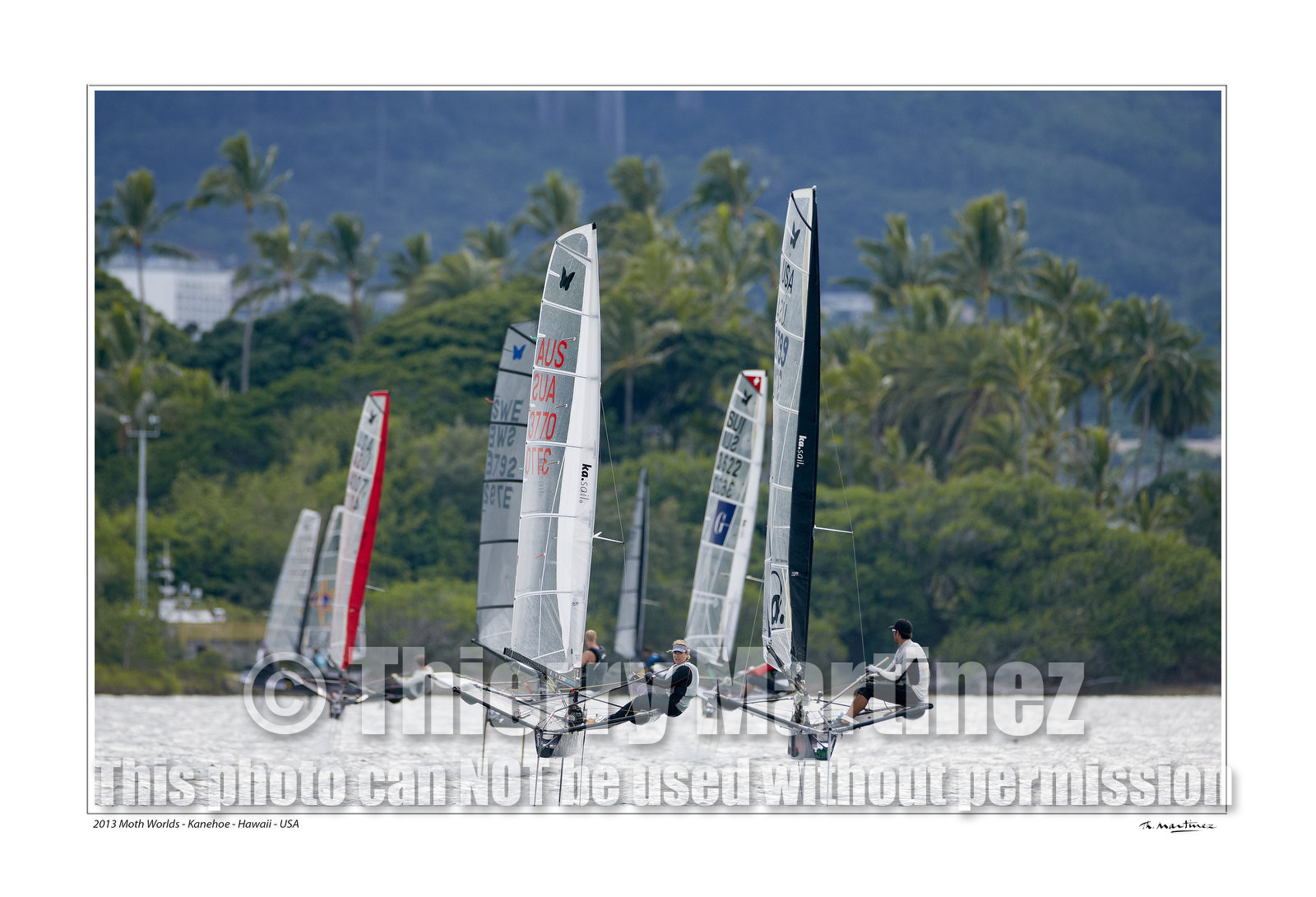 Photo disponible en tirage photo Fine Art,tirage original limités à 30 exemplaires.Chaque tirage est numéroté avec certificat d’authenticité signé.Pour choisir le format et support merci d'utiliser le caddie à coté de la photo.Formats disponibles : Tirage sur papier ( tirage seul) :  30x45 cm   40x60 cm  60x90 cm. Vous pouvez choisir le tirage avec un fond blanc ou noir , à votre convenance. Tirage sur papier contrecollé sur Dibond ( pas de bord blanc ou noir autour de l'image), avec système d'attache au dos:  30x45 cm   40x60 cm  50x75 cm  80x120cm.Tirage sur toile ( Canvas) monté sur chassis bois (pas de bord blanc ou noir autour de l'image), avec système d'attache au dos :  50x75 cm  80x120cm.Expédition ( Dans le monde entier): Colissimo (assurance) avec signature à réception. 48h pour la France métropolitaine.Il est possible de récupérer les tirages à La Galerie du Golfe (sans frais d'expèdition).Conditionnement tirages seuls: tube cylindrique renforcé + boite.