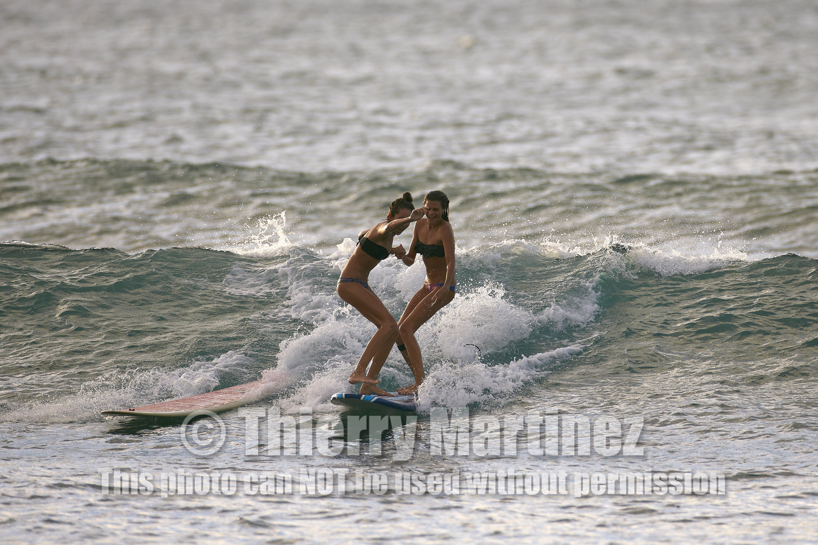 SURF AT SUNSET BEACH (North Shore - Oahu Island - Hawaii-USA)