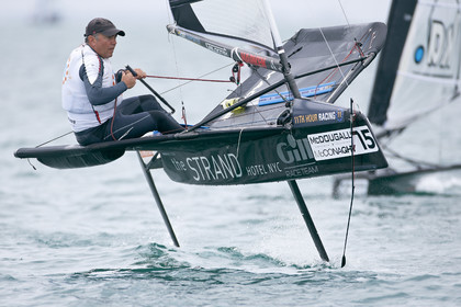 2015 McDougall + McConaghy Moth Worlds. Sorrento - VIC AUSTRALIA  . 6 16 January 2015. Organize by Sorrento Sailing Couta Boat Club.