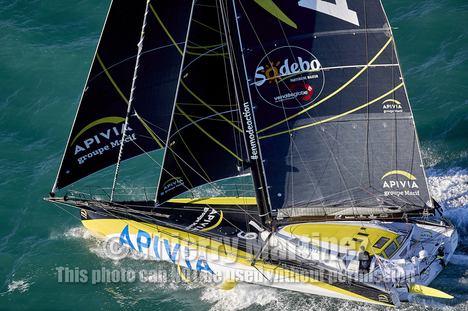 THM-20_20880_VendeeGlobeStart