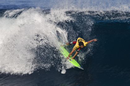 2011 VOLCOM PIPE PRO  ( Surf contest) at Banzai Pipeline Beach, North Shore - Oahu - Hawaii.