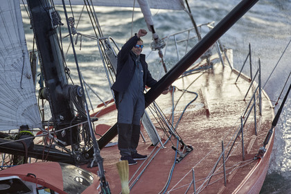 Départ de Jeff Pellet (FRA) sur son bateau COME IN VENDEE POUR UN TOUR DU MONDE;