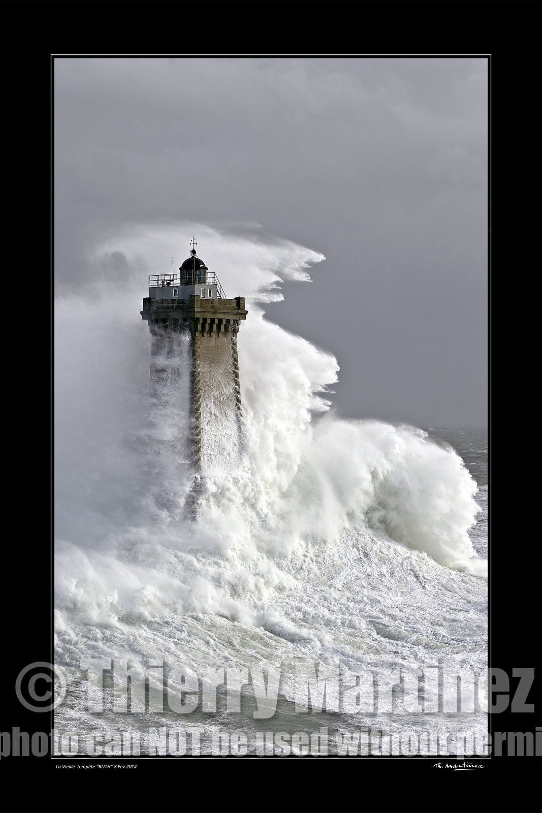 14_01226 La Vieille  -NOIR.jpg