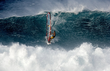 Ho'okipa beach HAWAII - USA . Jan 2007.