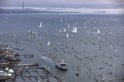 JP Morgan Asset Management Round The Island Race.