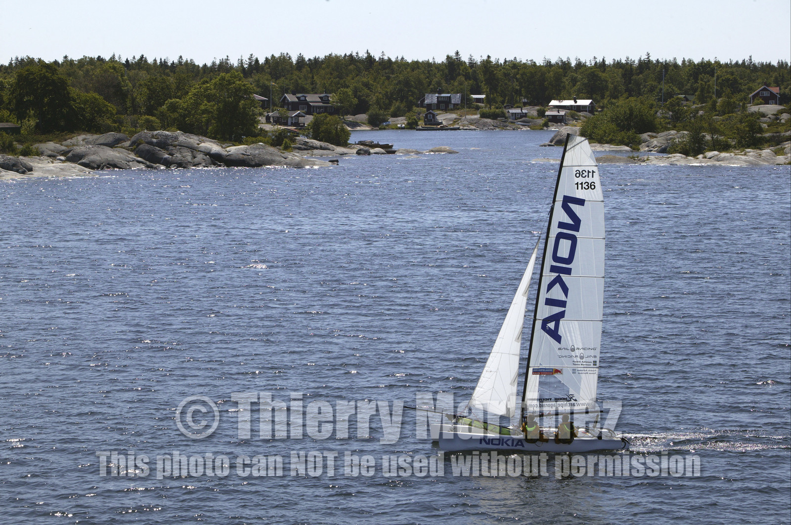 03_3156D  © Th.Martinez,STOCKHOLM ARCHIPELAGO SWEDEN, 9 07 03-Archipelago Raid (2003)  Day 2. Team NOKIA-Adilstam  .Frederik Aldistam (SWe) and Tomas Marimon (SWE)