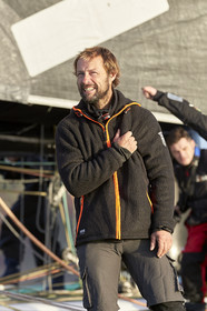Single-handed sailing round the world record .