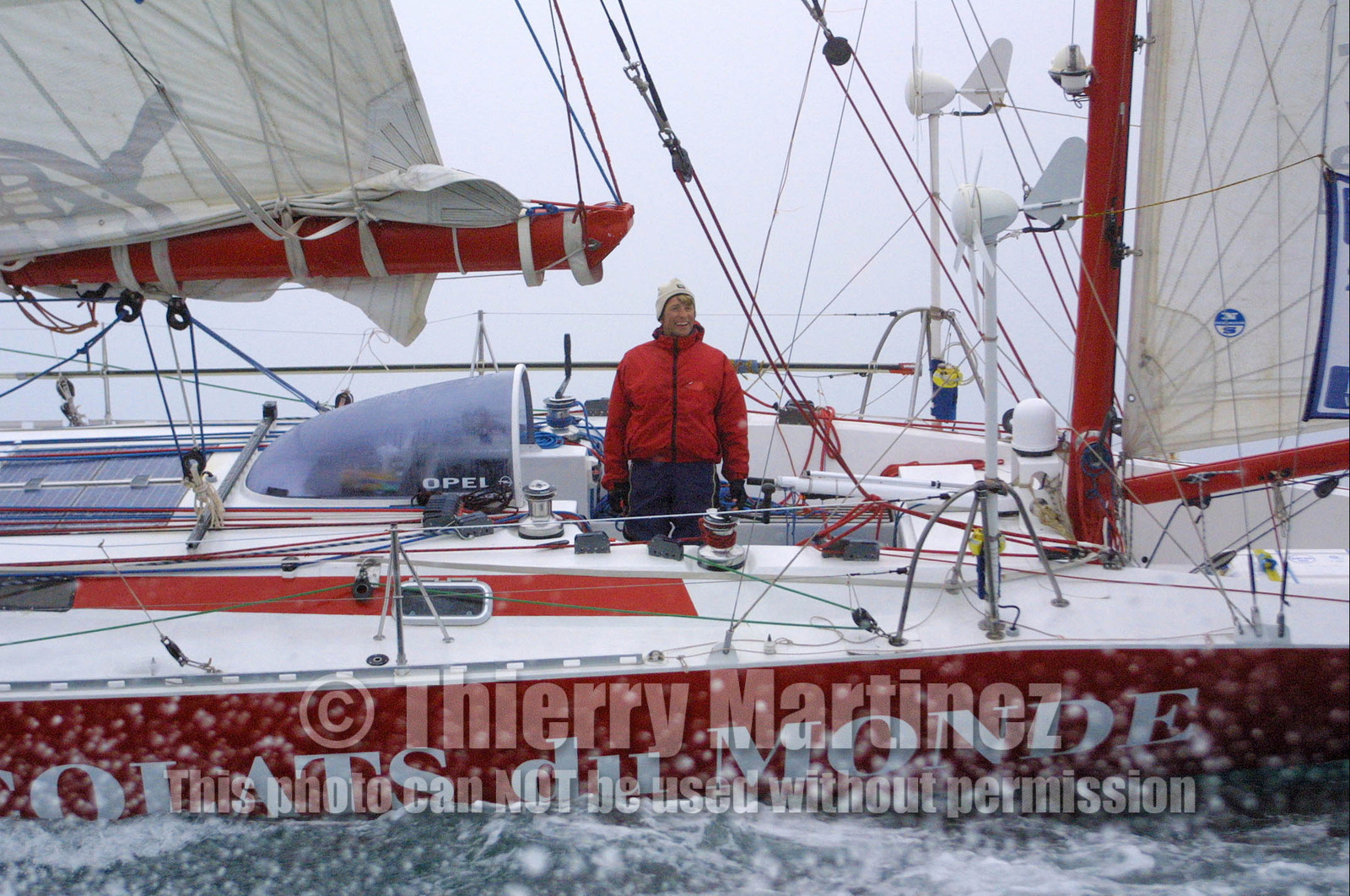 ©ThMartinez. Vendee Globe 2000. Les Sables d'Olonne (FRA) 5th March 2001..Joe Seeten (FRA) Region Nord pas de Calais-Chocolats du monde finish 10th .in his first single handed round the world in 115 days 16hours 45mns.