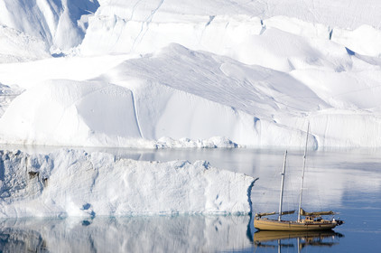 Schooner LA LOUISE sailing on west coast of Greenland.