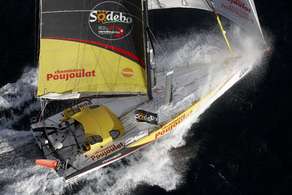 12_20424 CHEMINEES POUJOULAT ( IMOCA 60') , Skipper Bernard Stamm (SUI)