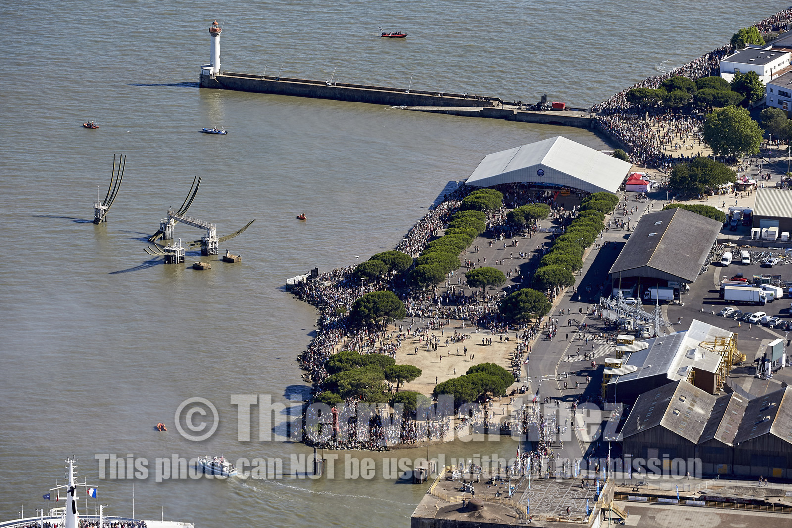 THM_17_044288_THE_BRIDGE-Start