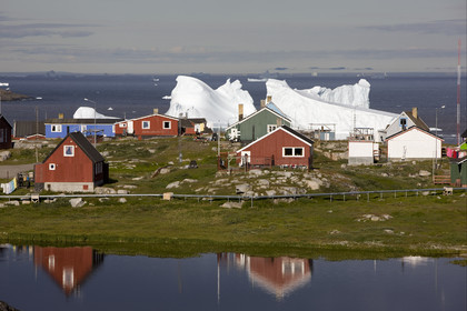 Schooner LA LOUISE sailing on west coast of Greenland.