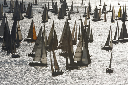 2014 JP Morgan Asset Management Round the Island Race .