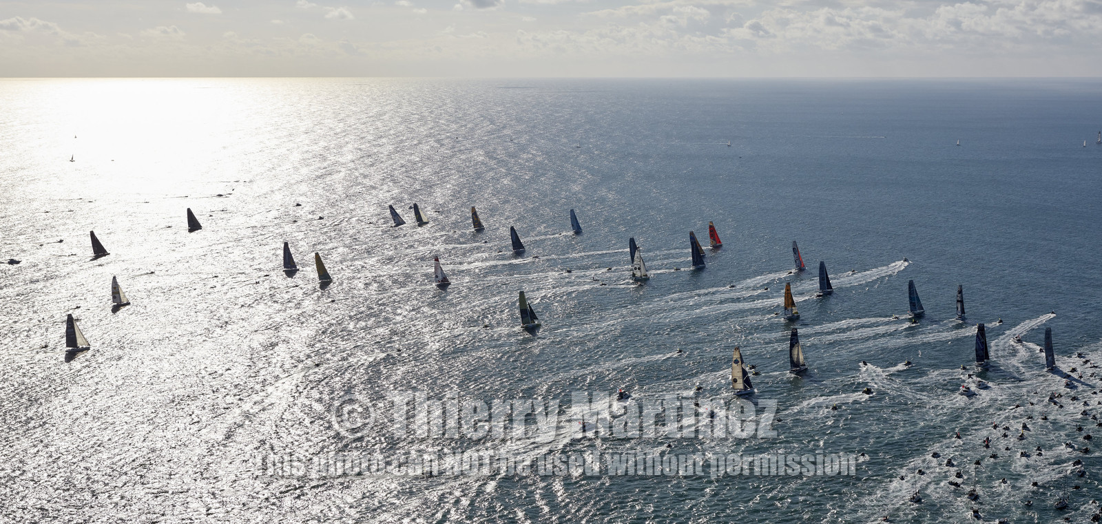 THM-16_80560_VendeeGlobeStart