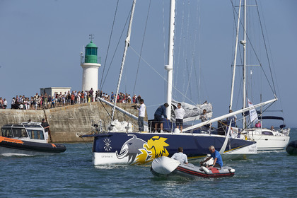 Arrival of NEW YORK-VENDEE (Les Sables d’Olonne) presented by Currency House & SpaceCode.