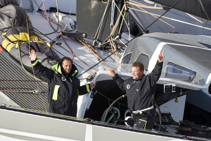 « ULTIM ACTUAL LEADER , Skipper Yves Le Blevec.