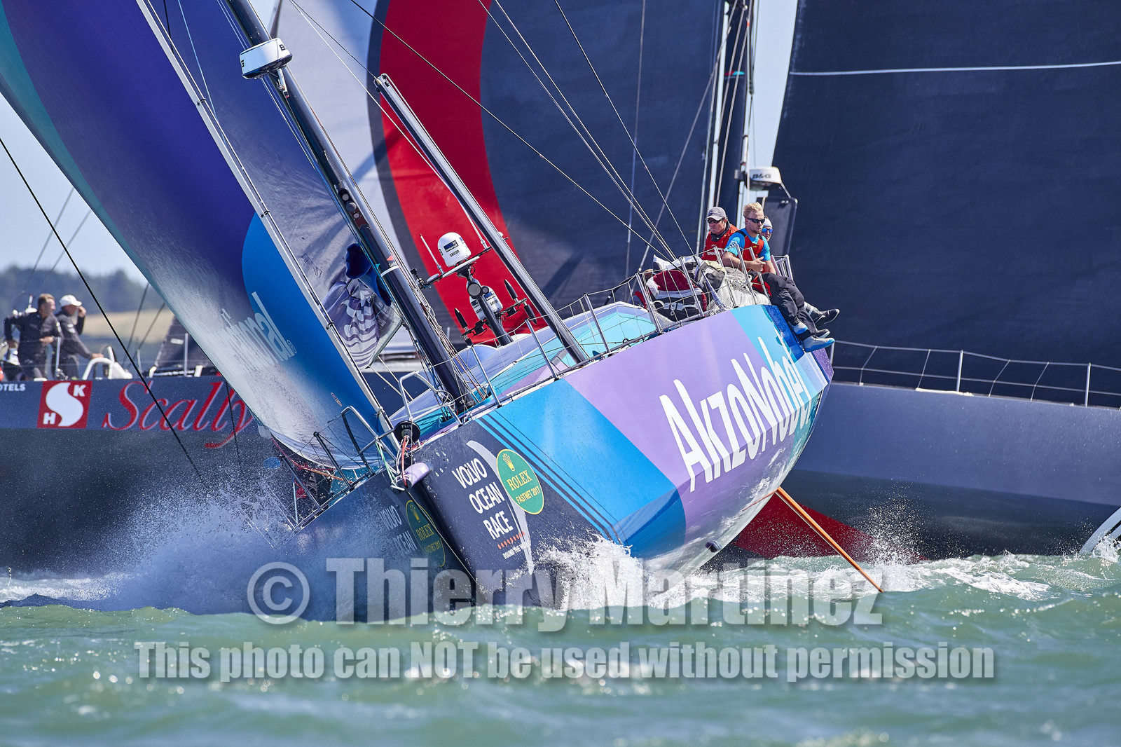 THM-17_065418_team AkzoNobel