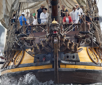 THM-17_011978-Semaine du Golfe-Parade