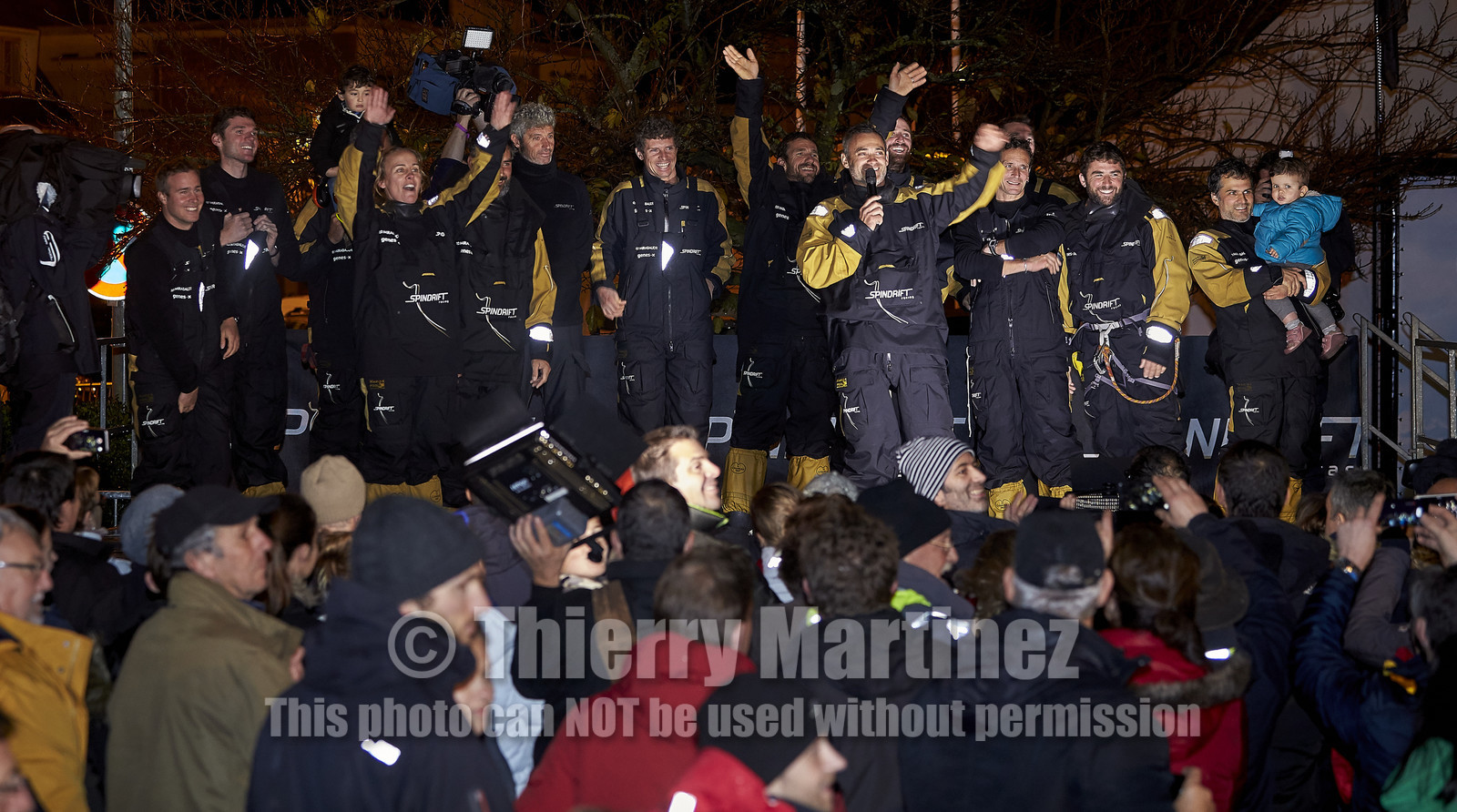 MAXI  SPINDRIFT 2 Jules Verne trophy  2015 2016 attempt.