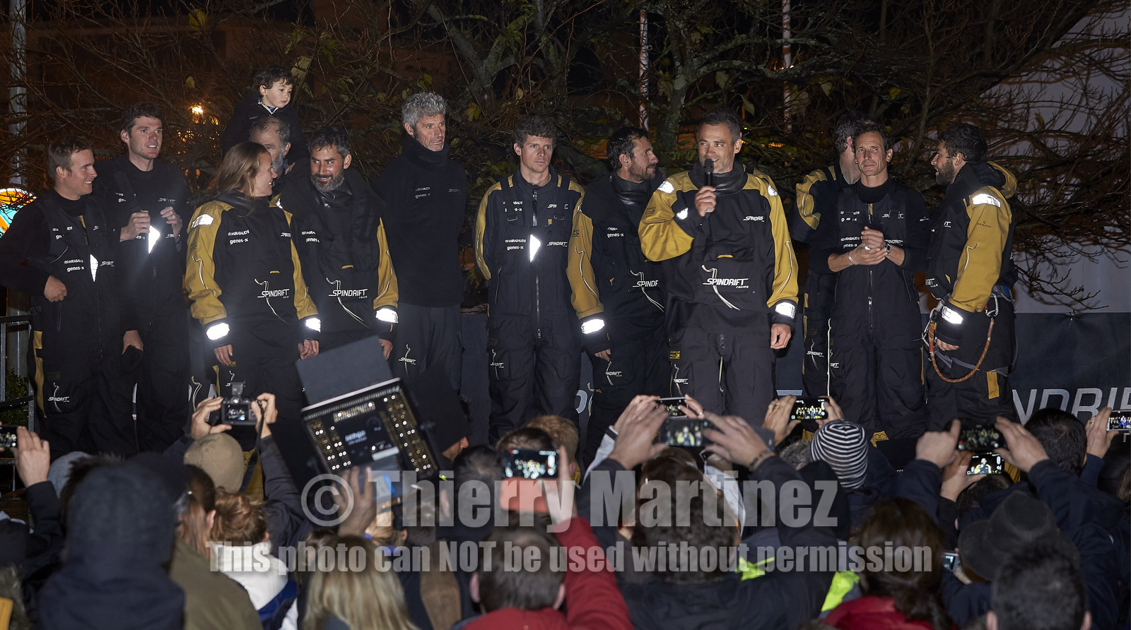 MAXI  SPINDRIFT 2 Jules Verne trophy  2015 2016 attempt.