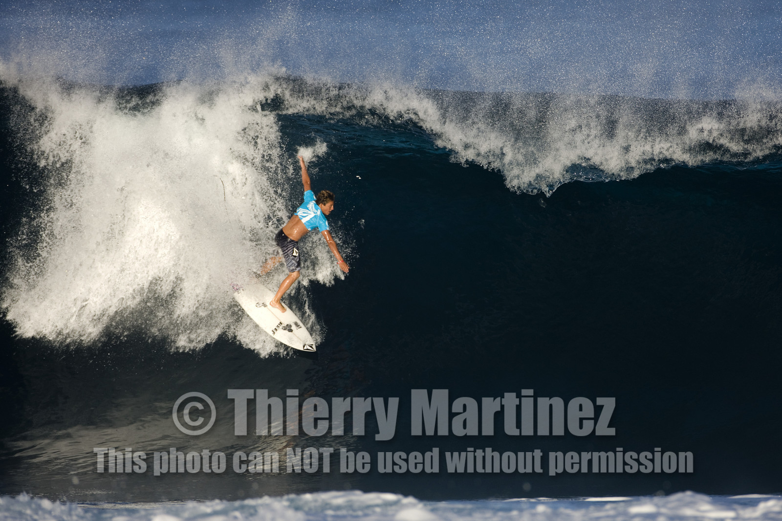 2011 VOLCOM PIPE PRO  ( Surf contest) at Banzai Pipeline Beach, North Shore - Oahu - Hawaii.