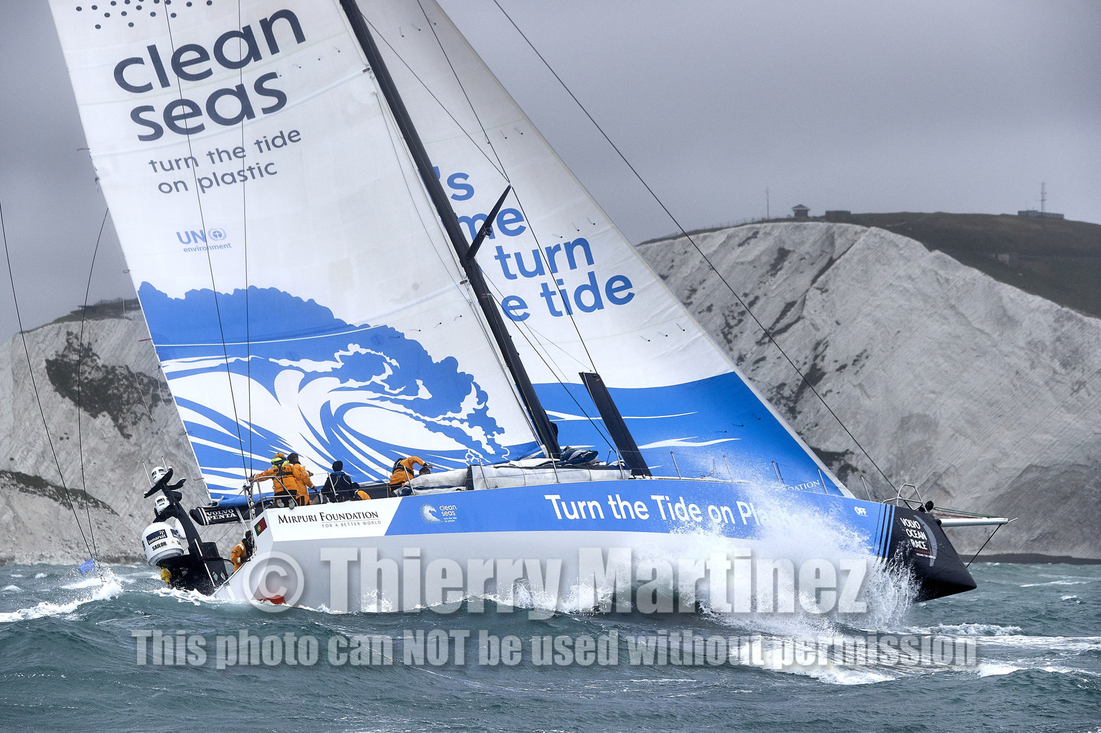 LENDY COWES WEEK - Round the island.