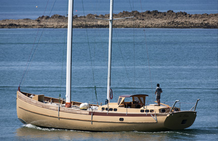 Launch of Thierry Dubois (FRA) new schooner LA LOUISE