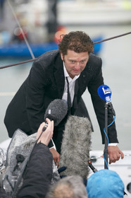 13_02811  2012 13 VENDEE GLOBE. Arrival in Les sables d'Olonne (