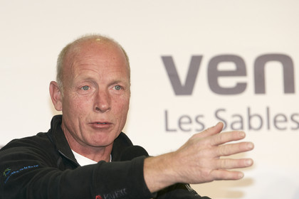 13_02425  2012 13 VENDEE GLOBE. Arrival in Les sables d'Olonne (