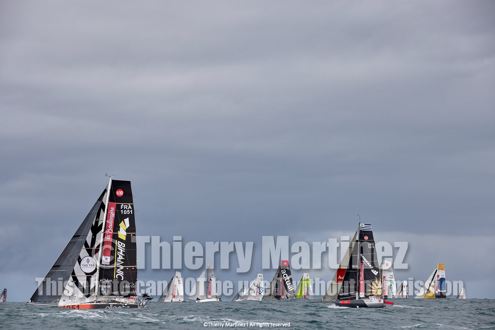 23_21990   © Thierry Martinez. LES SABLES D'OLONNE, 85 - FRANCE 25 septembre 2023.Départ MINI TRANSAT 2023. Départ du Dimanche 24 septembre retardé au Lundi 25 Sept .Les Sables d’Olonne (FRA)    Santa Cruz de la Palma ( Canaries)    St François ( Guadeloupe): 4050 NM.