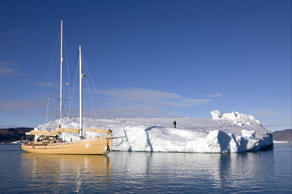 Schooner LA LOUISE sailing on west coast of Greenland.
