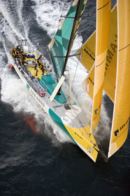 VOLVO OCEAN RACE START - VIGO-SPAIN- 12NOV 2005