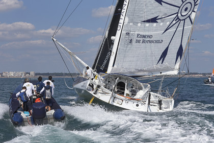 Arrival of NEW YORK-VENDEE (Les Sables d’Olonne) presented by Currency House & SpaceCode.